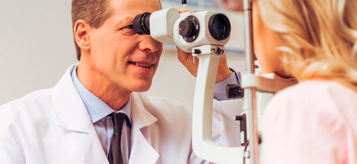 Primeira consulta no oftalmologista: O que esperar?